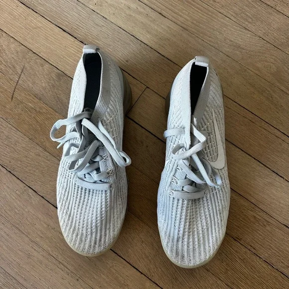 Nike Light Gray/White VaporMax Sneakers - Picture 2 of 7